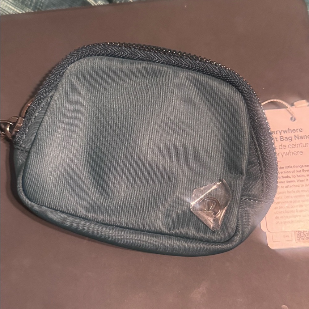Lululemon Everywhere Belt Bag Nano